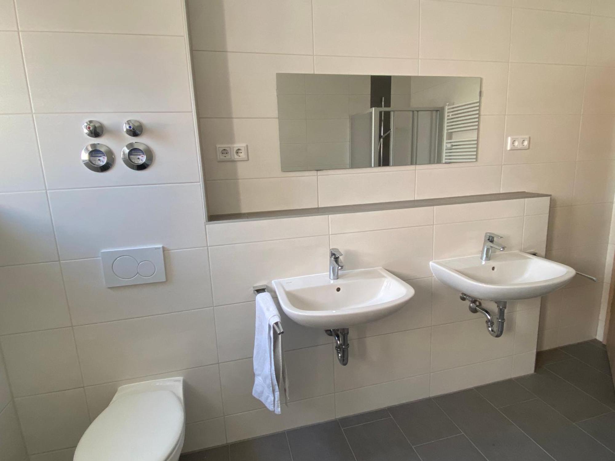 Ferienwohnung Feucht Eg Naturnah Parkplatz Wlan Buitenkant foto